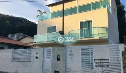 Casa com 04 Quartos à Venda em Itaipu - Niterói/RJ.