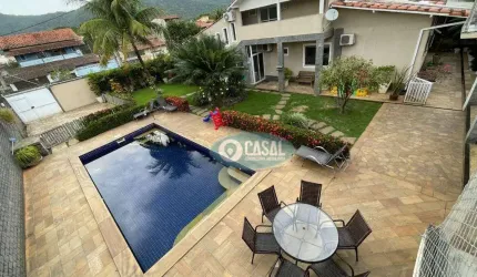 Casa com 07 Quartos à Venda em Itaipu, com Piscina, Churrasqueira e Quintal com Gramadão!