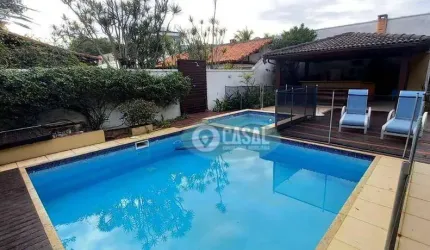 Casa em Camboinhas com 03 Quartos, Churrasqueira, Piscina e Sauna!