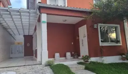 Casa com 04 Quartos à Venda em Pendotiba - Niterói/RJ