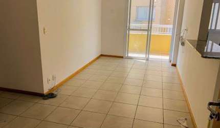 Apartamento com 02 Quartos em Itaipu - Niterói/RJ.