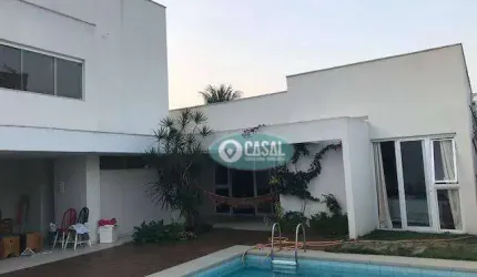 Casa com 04 Quartos à Venda, 140 m² em Itaipu - Niterói/RJ.