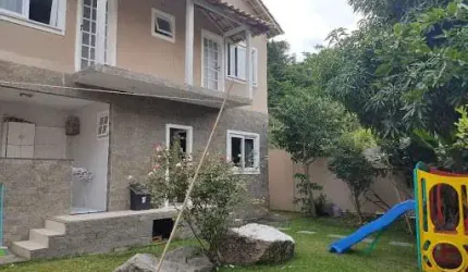 Casa com 04 Quartos à Venda, 220 m²- Piratininga - Niterói/RJ.