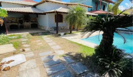 Casarão no Centro de Unamar em Cabo Frio, perto de tudo na melhor localização!