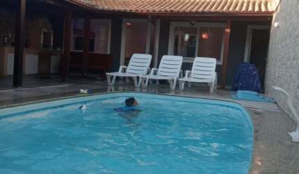 Casa maravilhosa com 5 quartos disponível para venda em uma das melhores ruas de Unamar - Cabo Frio.