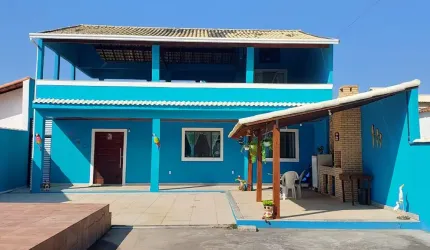 Linda casa dentro do Condomínio com praia Orla 500 em Unamar - Cabo Frio.