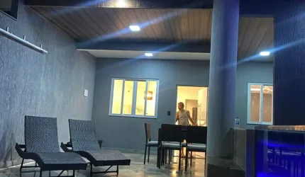 Belíssima casa lado praia em Unamar - Cabo Frio, perto da praia e todo comércio.