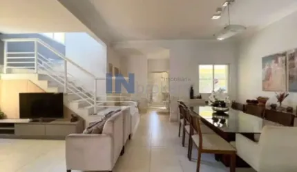 Casa de Condomínio de Luxo para Locação em Louveira-SP: 3 Quartos, 1 Suíte, 2 Salas, 4 Banheiros, 4 Vagas, 306m².