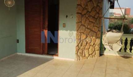 Impecável casa à venda em Jundiaí-SP, Jardim Florestal: 3 quartos, 1 suíte, 1 sala, 4 banheiros, 2 vagas, 218m².