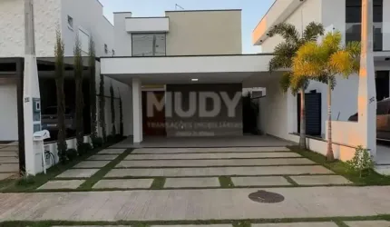 Condominio Brescia - Casa Alto Padrão -  Condomínio Bréscia 166m²