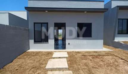 Casa nova com 2 dorms sendo 1 suíte, em terreno de 150m² na cidade de Inaiatuba/SP