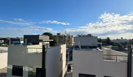 Triplex à Venda no Tingui (Proximo à Av. Monteiro Tourinho)