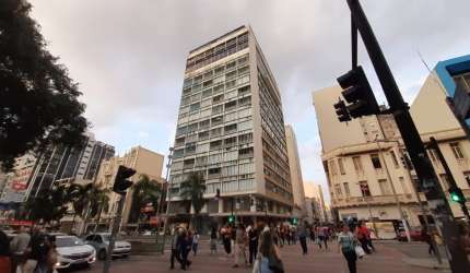 Sala a venda no melhor prédio comercial da cidade