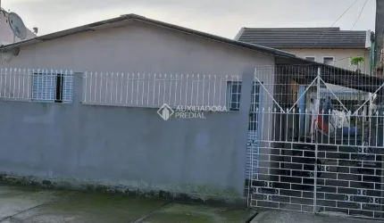 Oportunidade Única em Canoas: Casa Aconchegante em Localização Comercial