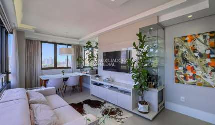 Apartamento com Suíte, Lareira e Churrasqueira no Partenon/Santana – Excelente Acabamento!