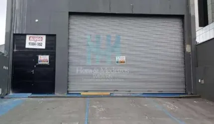Salão Comercial para Locação em Arujá, Centro, 4 banheiros, 8 vagas