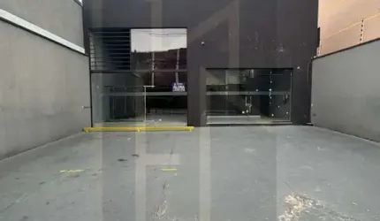 Salão Comercial para Locação em Itaquaquecetuba, Vila Virgínia, 2 banheiros, 8 vagas