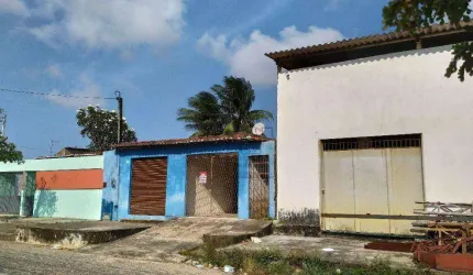 Casa à venda com acesso rápido a importantes vias, com 2 dormitórios - 73 m² - Nossa Senhora da Apresentação - Natal/RN - CA0278