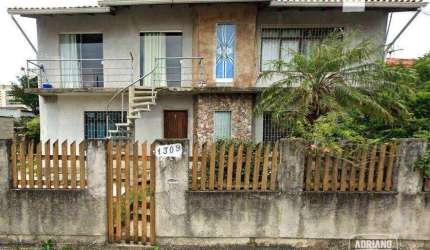 Casa com 3 dormitórios à venda, 200 m² por R$ 820.000,00 - Areias - São José/SC