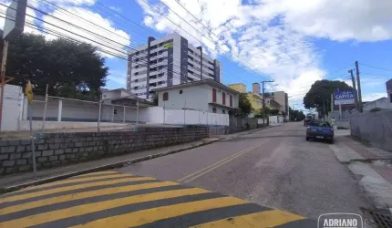 Terreno à venda, 1042 m² com casa e lojas comerciais por R$ 2.800.000 - Capoeiras - Florianópolis/SC