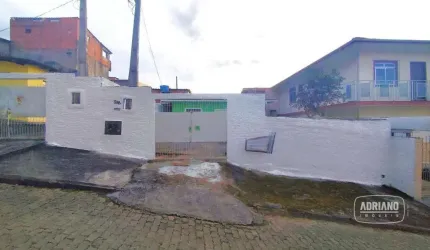 Casa com 2 dormitórios para alugar, 45 m² por R$ 1.885,20/mês - Capoeiras - Florianópolis/SC