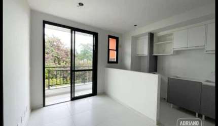 Apartamento novo com 2 dormitórios à venda, 52 m² por R$ 420.000 - Serraria - São José/SC