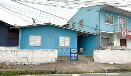 Casa com 3 dormitórios para alugar, 85 m² por R$ 3.113,92/mês - Praia Comprida - São José/SC