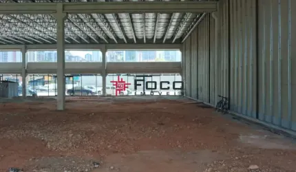 LOJA em execlente localização dentro do Aquarius Open Mall, com módulo de  330m²