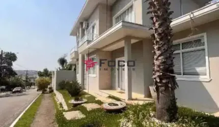 Oportunidade! Casa em Condomínio Floradas da Serra - Urbanova - 4 Dormitórios- 390m2