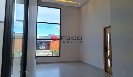 Casa / Condominio Malibu /  03 Dormitórios /  04 Vagas / 130m²AC / 250m²TE - Caçapava - SP