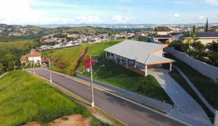Casa térrea/ Residencial Mantiqueira / 1.036m²/São José dos Campos