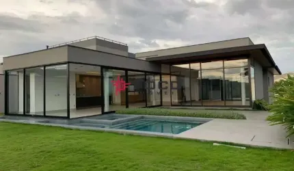 Casa de Alto Padrão com 4 suítes, 600m² por R$ 6.450.000,00 - Urbanova