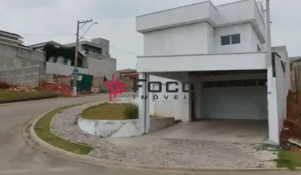 Sobrado à Venda - Residencial Mantiqueira