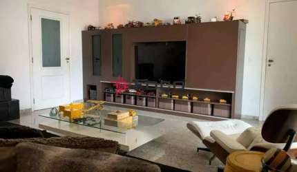 Apartamento com 4 suítes, 217m² por R$ 2.600.000,00 - Jardim Aquarius