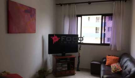 APARTAMENTO no Edifício SPORT TOWER, Jd. Aquárius, com 84m² - 3 quartos - 1 suíte - andar alto.