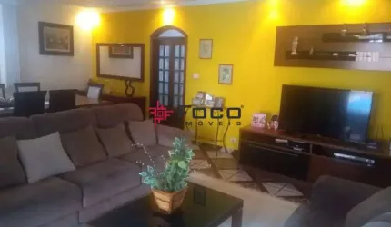 Excelente casa / 04 dormitórios / Vila Industrial / Piscina / Área Gourmet / 270 m² de terreno / 130 m² de área construída / São José dos Campos