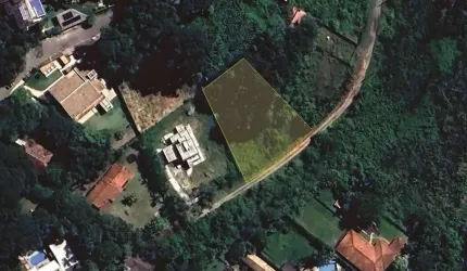 Fazendinha - LOTE 1.420,00 m², plano e sem árvores grande porte!