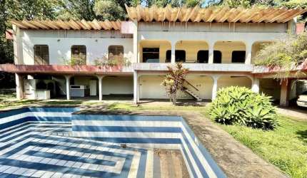 Jd Colibri (casa de rua) - p/ REFORMA ou DEMOLIR / INVESTIMENTO!
