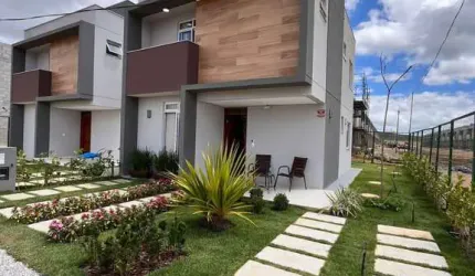 Casas em Condomínio