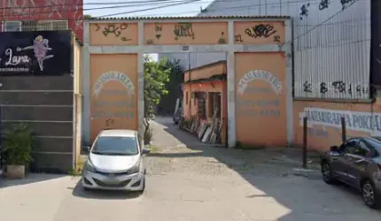 VENDO GALPÃO COMERCIAL