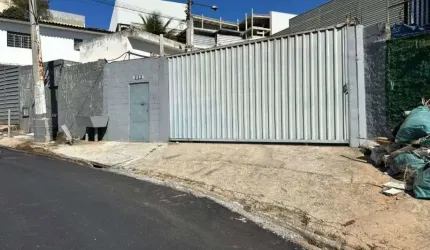 Galpao com 1700 metros em Santana de Parnaiba