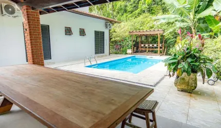 Casa de Condomínio - área de lazer ampla