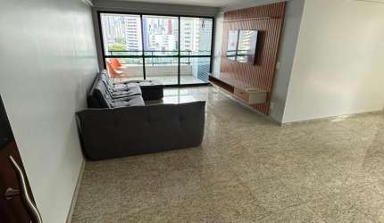 Apartamento com 3 quartos sendo 125m² em Boa Viagem