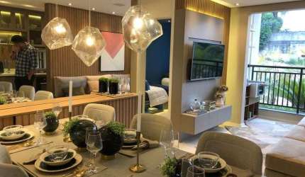 Apartamento para venda tem 55 metros quadrados com 2 quartos
