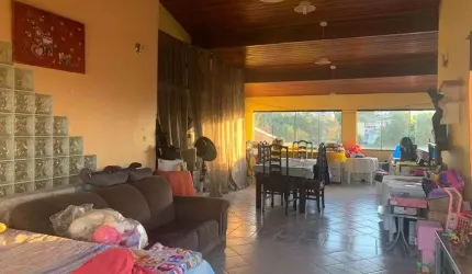Casa para venda com 284 metros quadrados com 4 quartos em Conceição - Diadema - SP