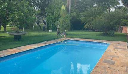 Casa com lindo lazer e muita área verde para Venda ou Locação