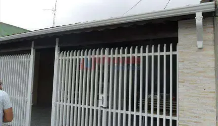 Casa com 4 quartos, Jardim Santa Maria, Jacareí - R$ 950 mil, Cod: 7525