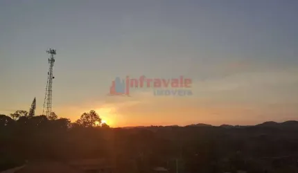 Chácara com 3 quartos, Chácaras Santa Maria, Jacareí - R$ 340 mil, Cod: 10189