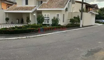 Sobrado de Condomínio com 4 quartos, Cidade Jardim, Jacareí - R$ 1.2 mi, Cod: 14234