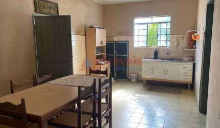 Chácara com 3 quartos, Jardim São Gabriel, Jacareí - R$ 650 mil, Cod: 14032